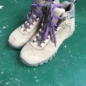 Vasque Talus ultradry women’s hiking boot